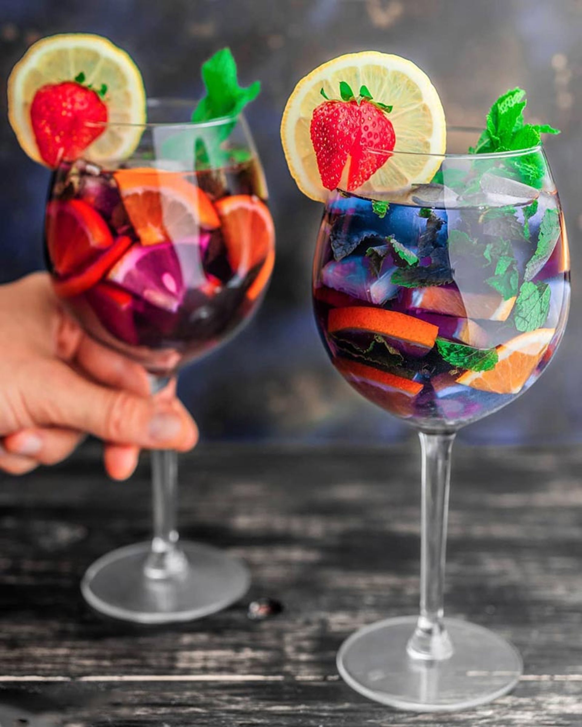 نوشیدنی میوه‌ای وگان؛ منبع عکس: instagram.com/vegan.dy؛ نام عکاس: Andy