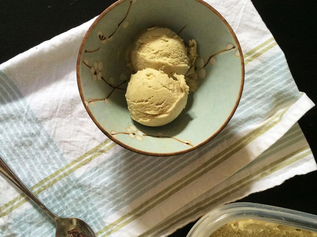 بستنی واسابی؛ منبع عکس: food52؛ نام عکاس: نامشخص