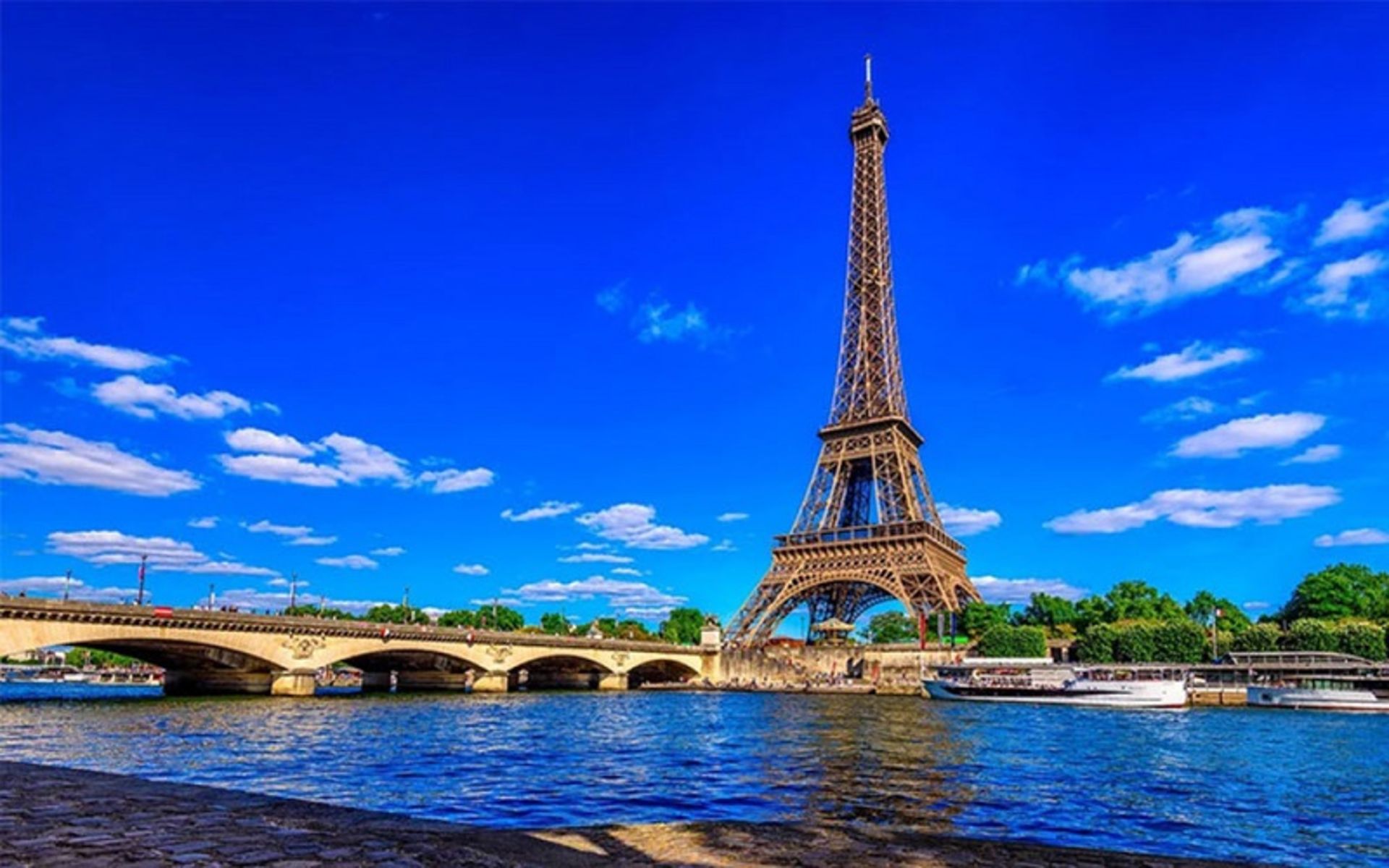 برج ایفل- رپورتاژ