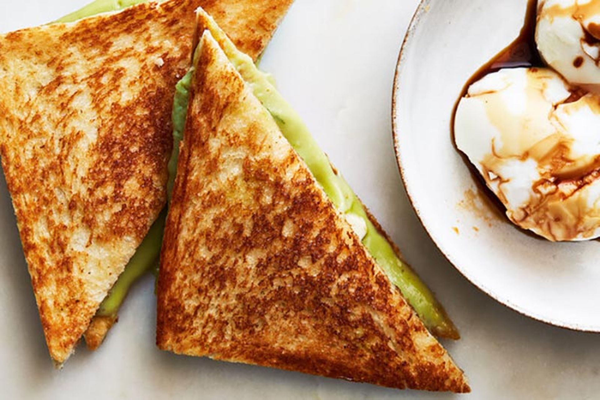 ساندویچ  Kaya toast سنگاپور