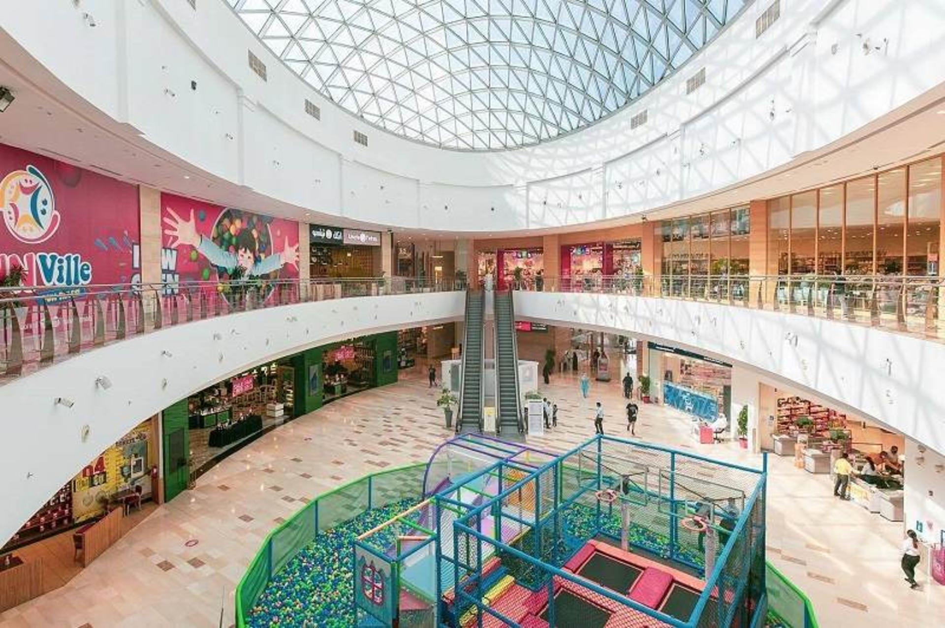 منبع عکس-ایزدان مال Iloveqatar.net-عکاس نامشخص .jpg