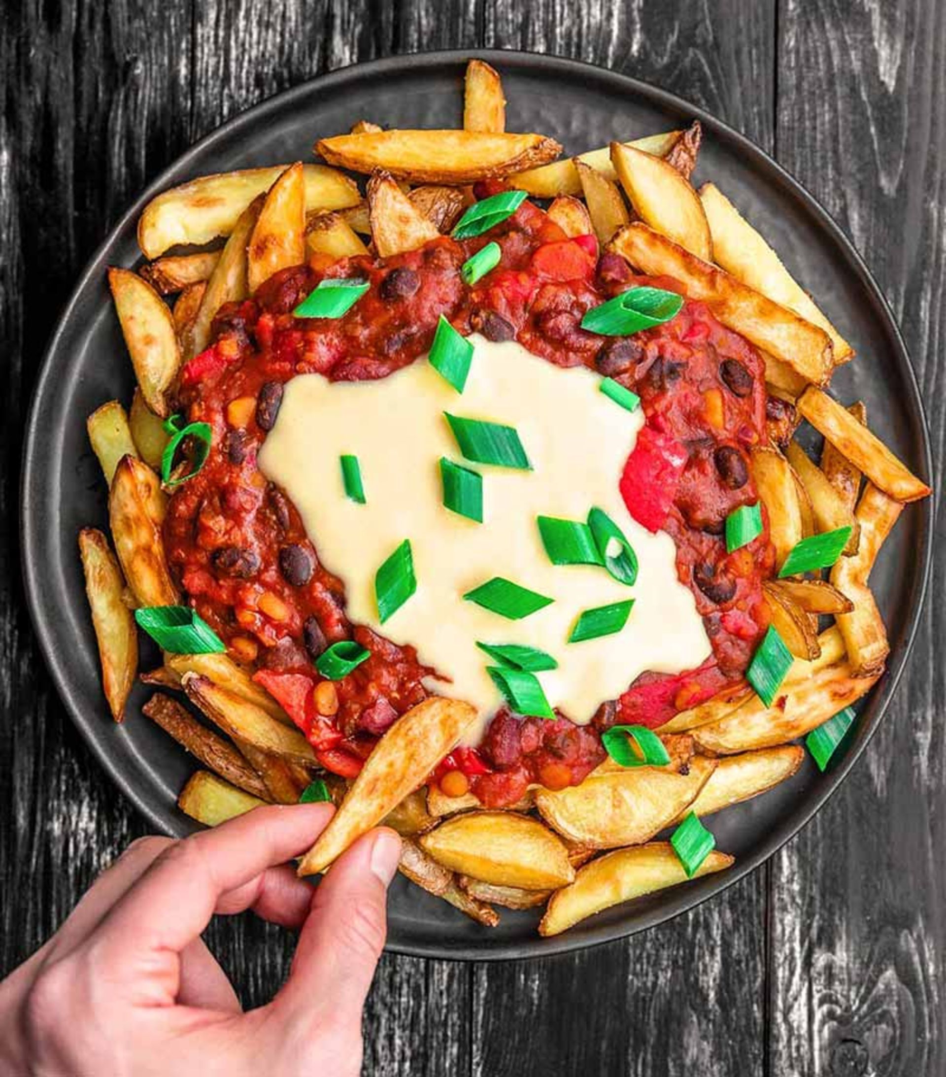 اسنک گیاهی با سس؛ منبع عکس: instagram.com/vegan.dy؛ نام عکاس: Andy