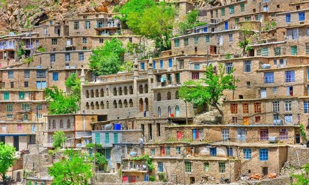 نمای نزدیک از خانه‌های پالنگان- منبع عکسkalouttravel.com-عکاس نامشخص.jpg