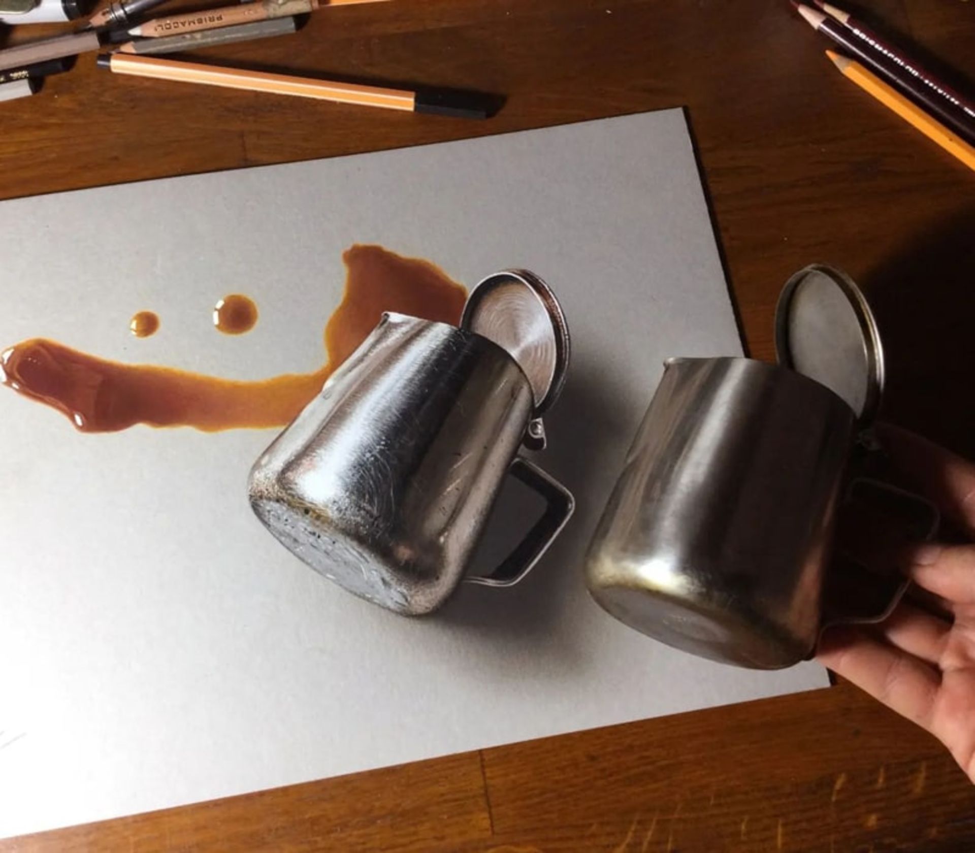 نقاشی سه بعدی قوری استیل