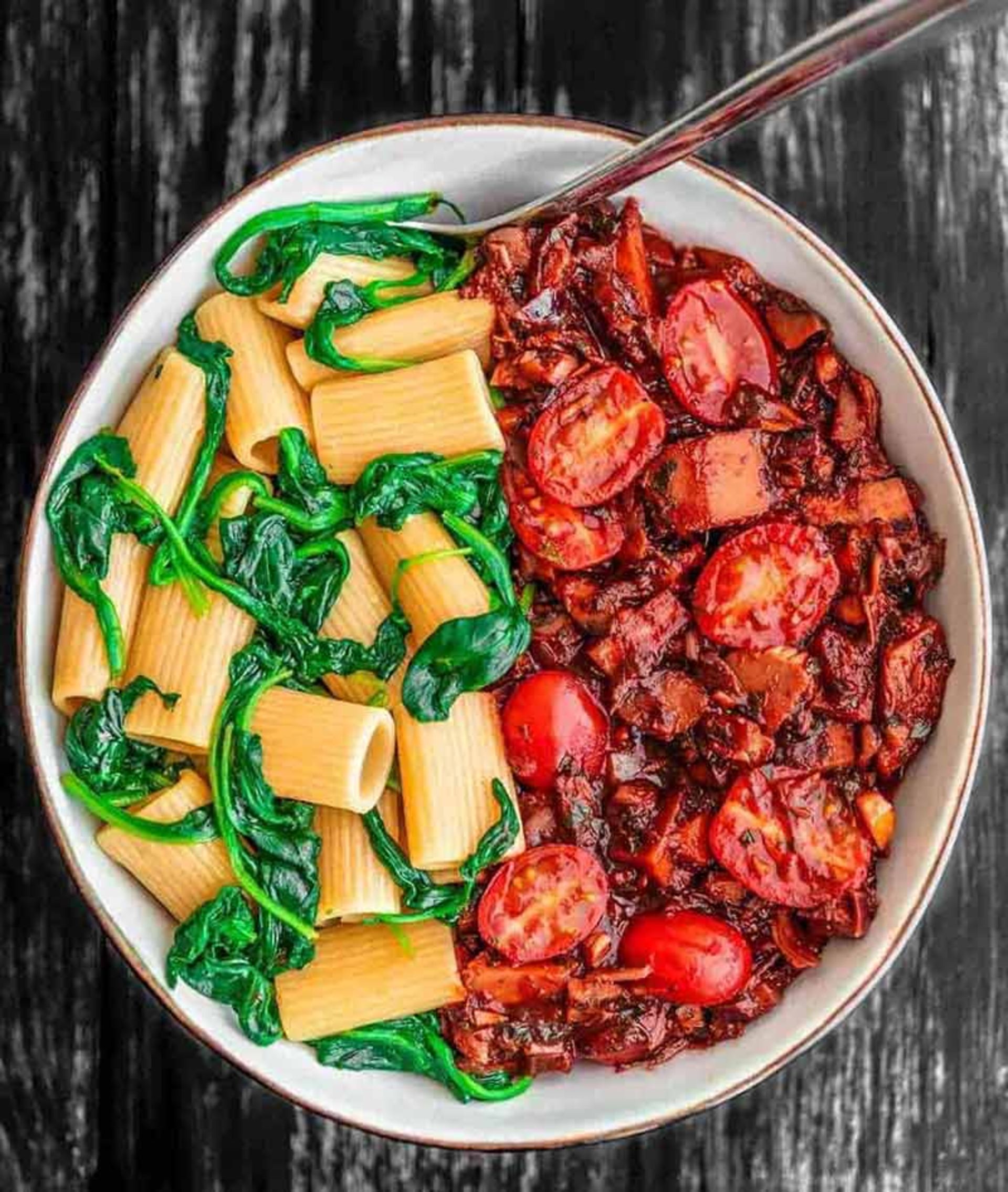 پاستای گیاهی؛ منبع عکس: instagram.com/vegan.dy؛ نام عکاس: Andy