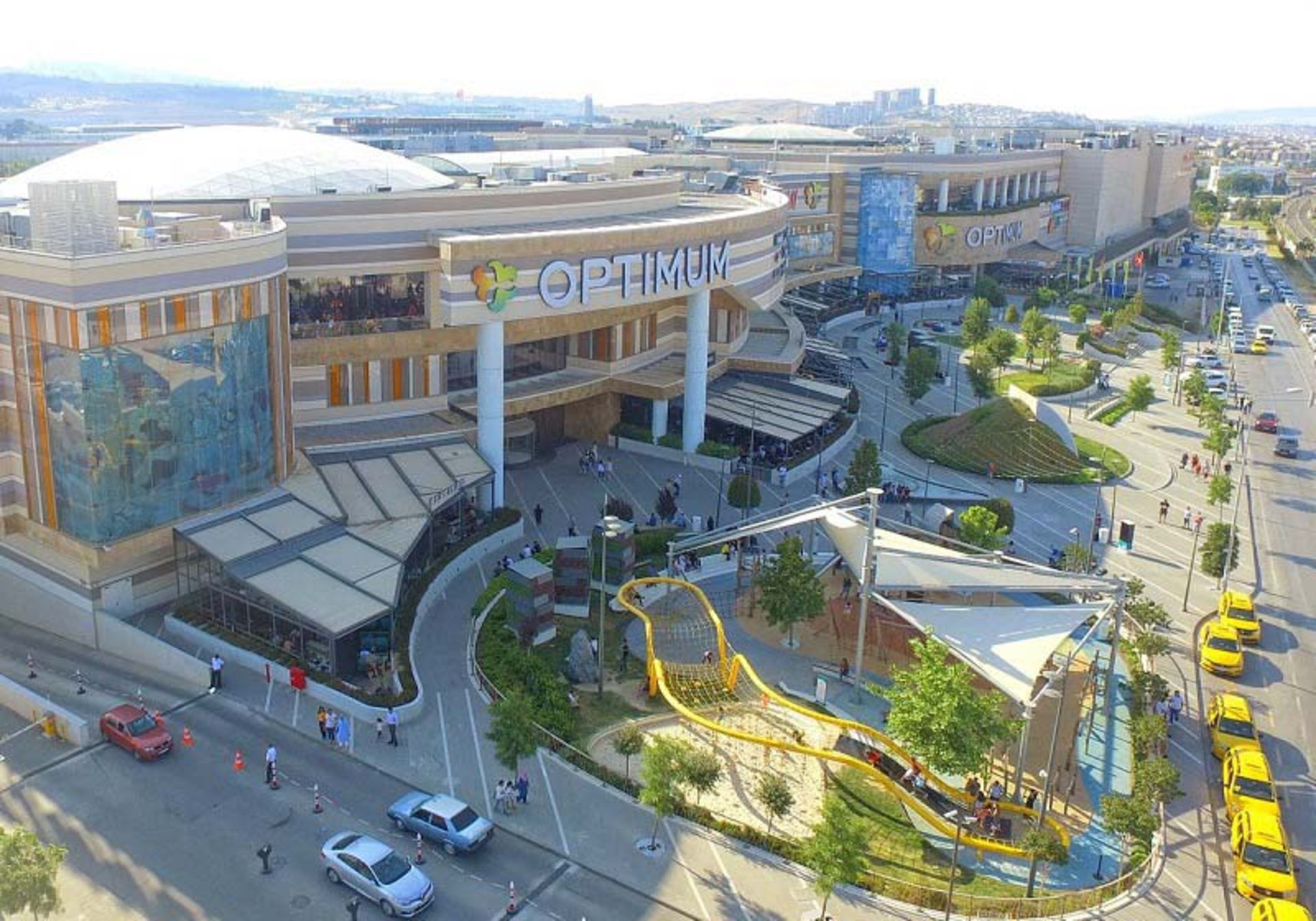 مرکز خرید اپتیموم ازمیر؛ منبع عکس: tripadvisor.com؛ عکاس: نامشخص
