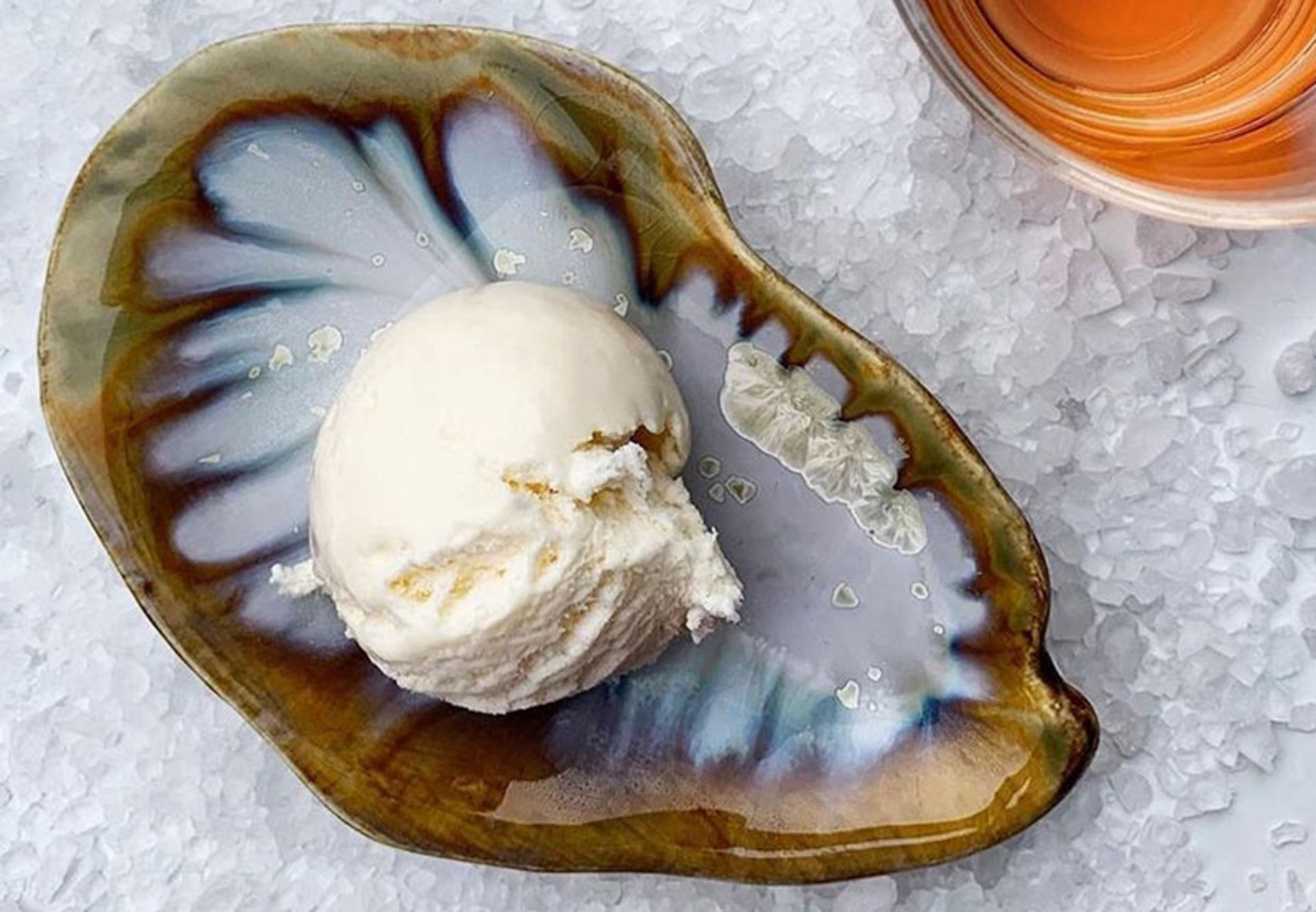 بستنی صدف ؛ منبع عکس: tastingtable ؛ نام عکاس: نامشخص