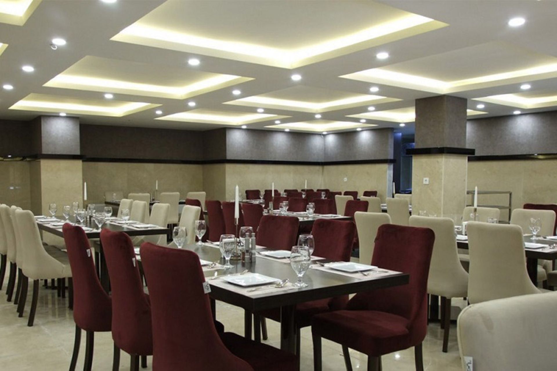 رستوران آرمانی قزوین؛ منبع عکس: armanirestaurant.ir؛ عکاس: نامشخص