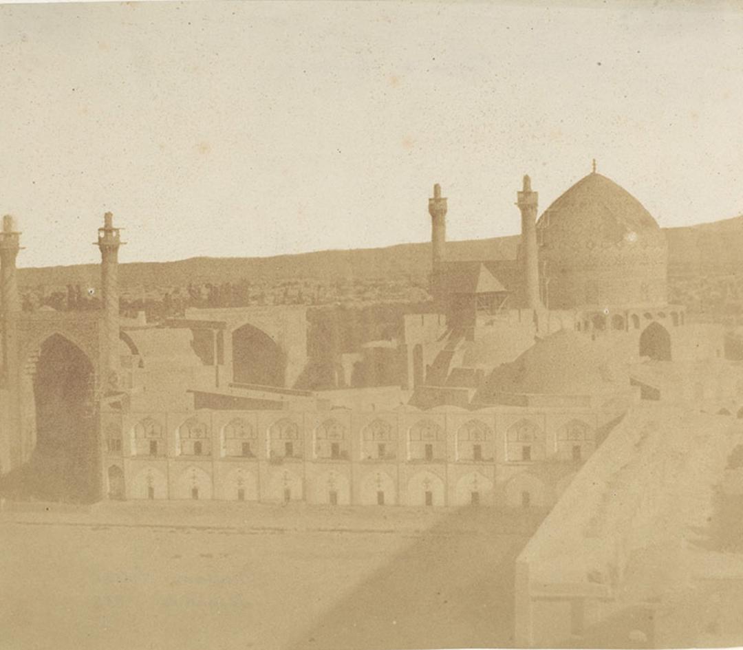 عکس قدیمی از مکانی مذهبی