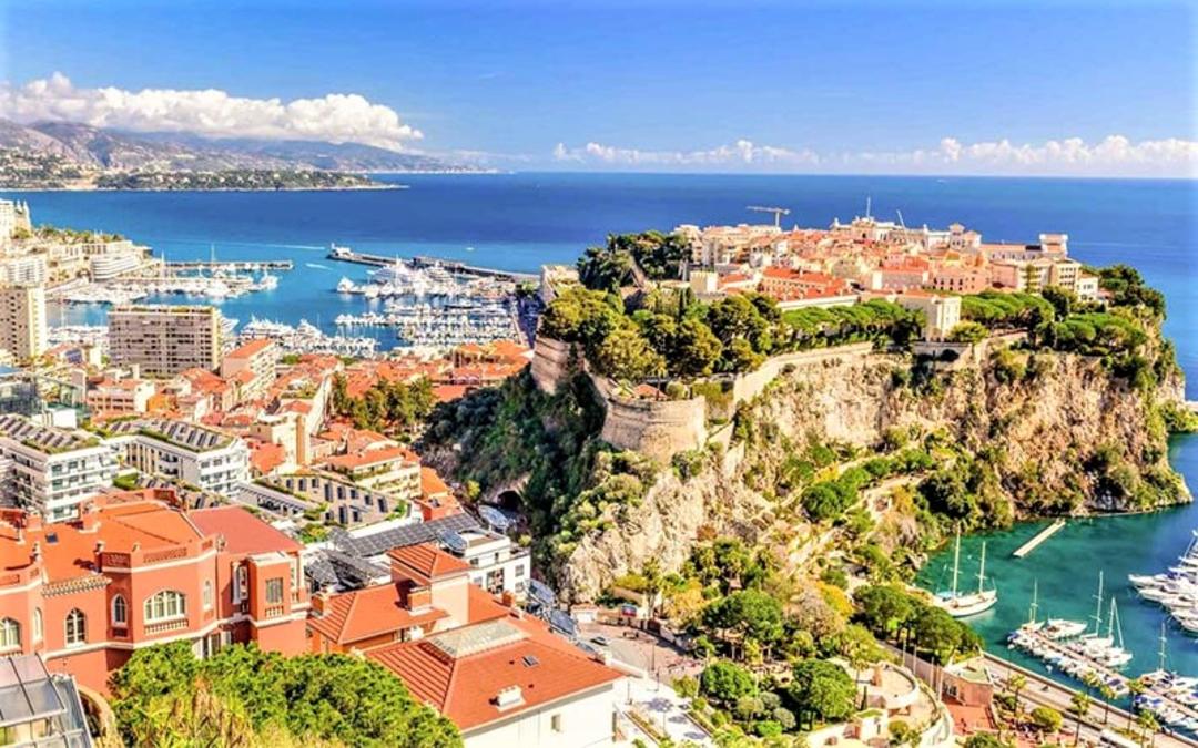 عکس هوایی از موناکو، منبع عکس: getyourguide.com، عکاس: نامشخص