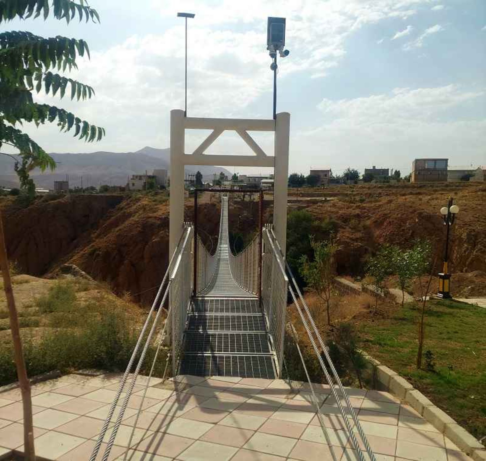 پل معلق آوج، منبع: گوگل مپ، عکاس: رضا فتحی فرد