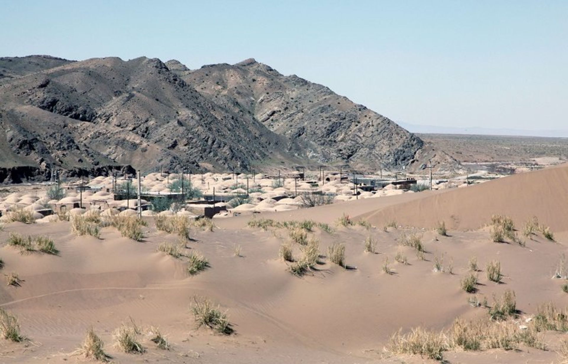 روستای رضا آباد و کویر رضا آباد سمنان؛ منبع عکس:گوگل مپ؛ عکاس:A Karimi