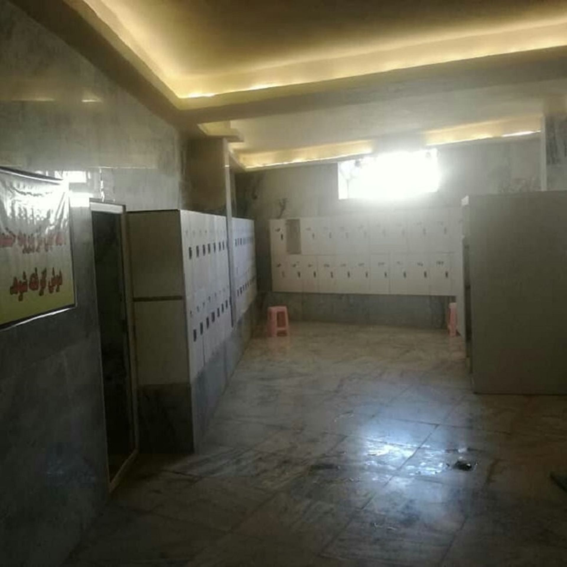 رختکن مجموعه آبگرم ارشیا؛ منبع: اینستاگرام مجموعه هتل و آبگرم ارشیا؛ عکاس: ناشناس
