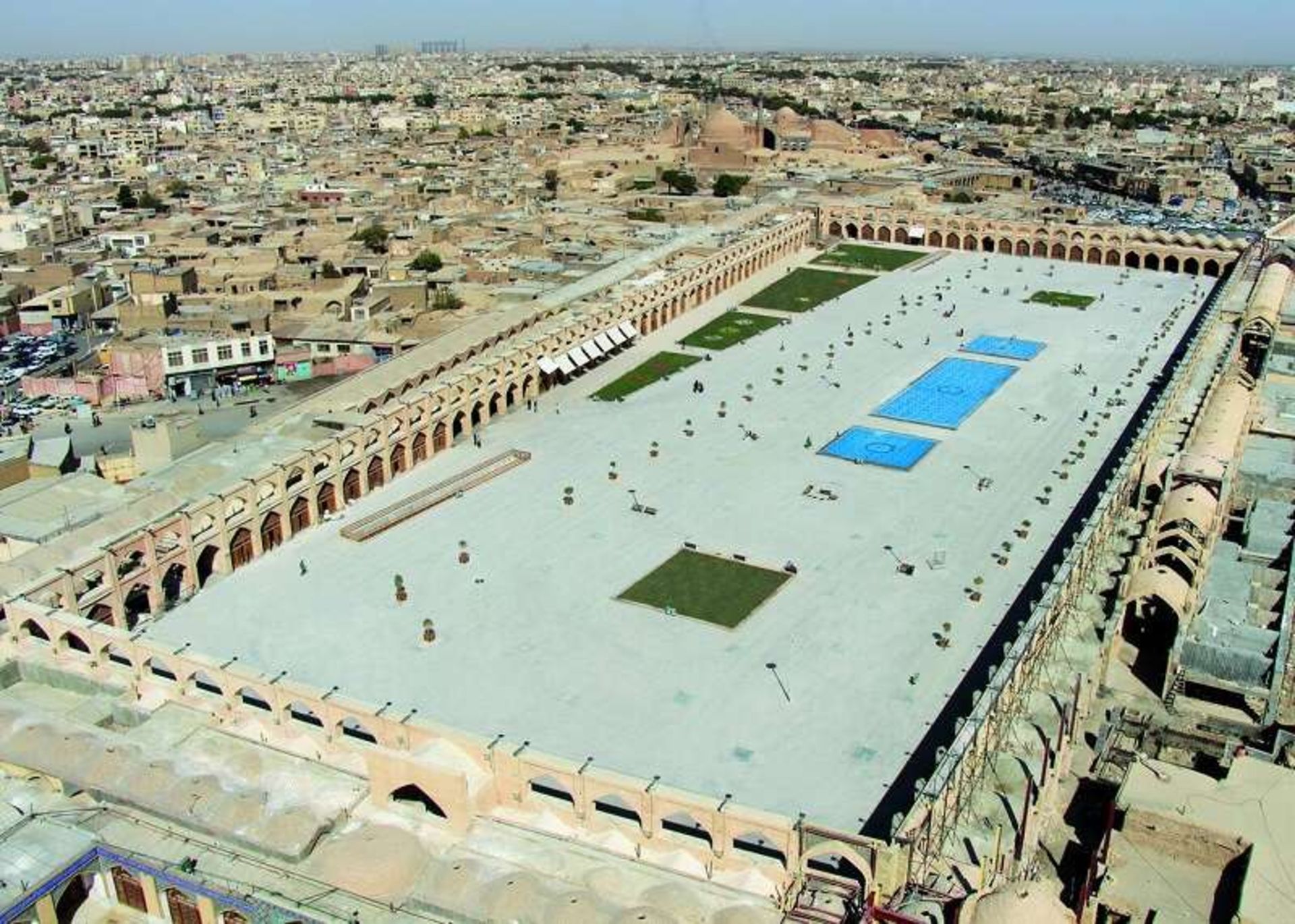 عکس هوایی از سبزه میدان اصفهان؛ منبع عکس: imna.ir؛ عکاس: نامشخص
