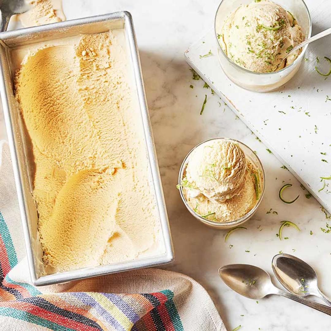 بستنی کارامل با سس ماهی ؛ منبع عکس: food52؛ نام عکاس: نامشخص