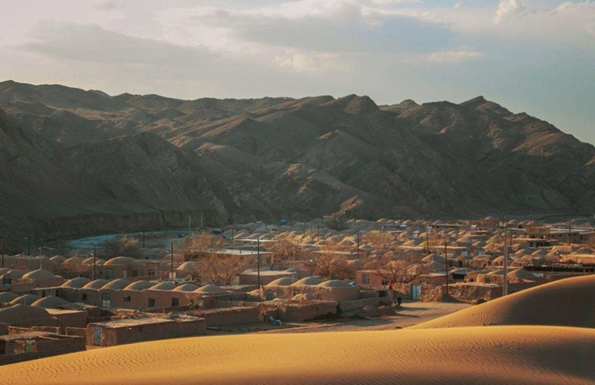 روستای رضا آباد؛ منبع عکس: Dalahoo.com؛ عکاس:نامشخص