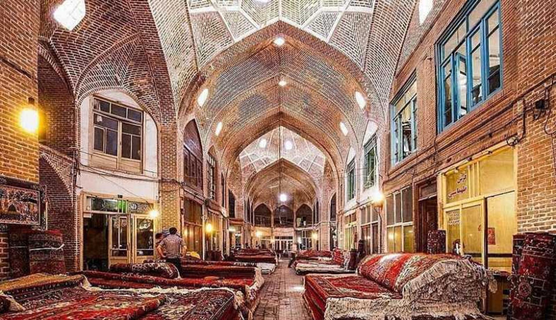 بازار تبریز ؛ منبع عکس- Darsvareh.org- عکاس-نامشخص.jpg