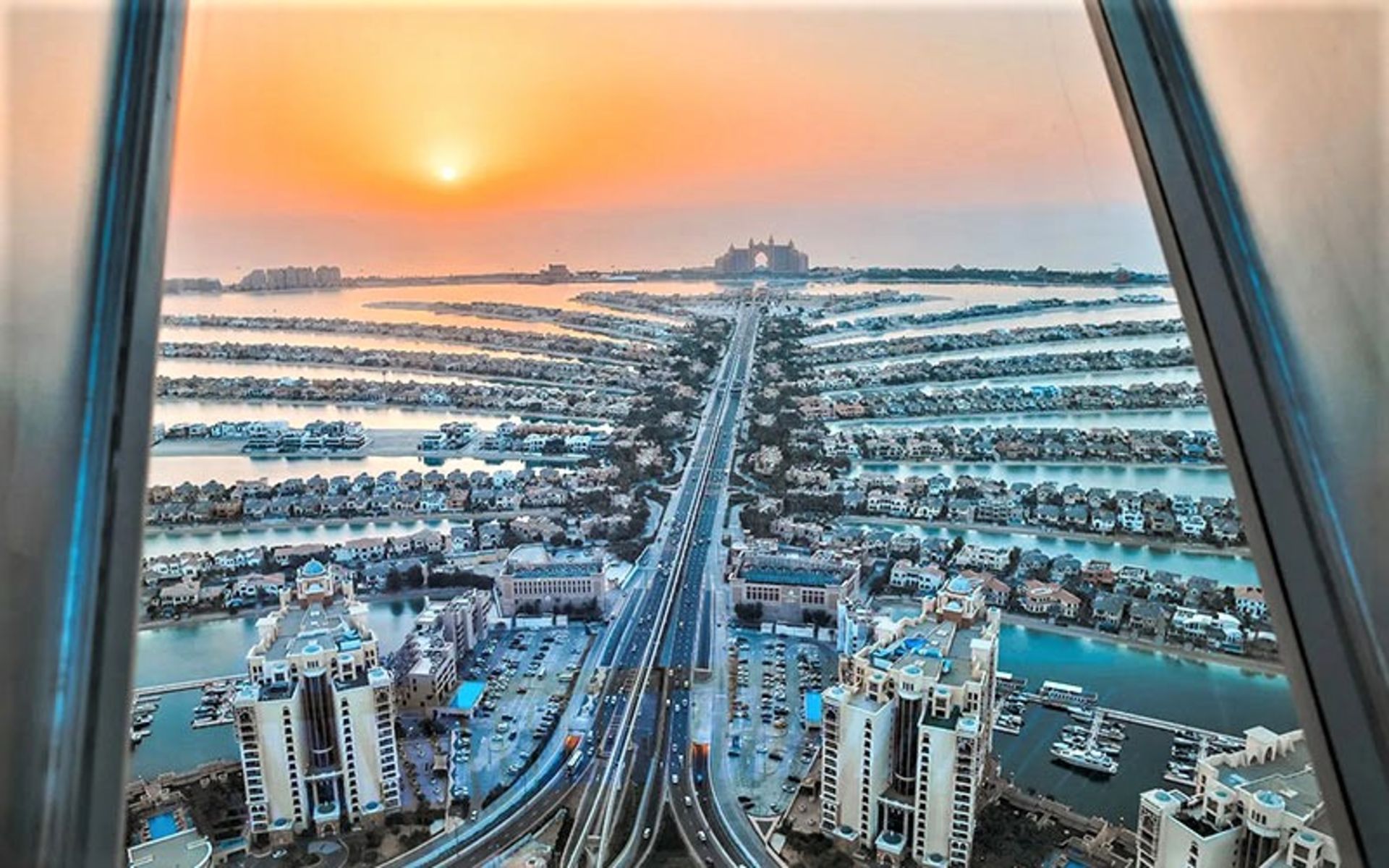 پلم جمیرا، منبع عکس: trivova.com، عکاس: ناشناس