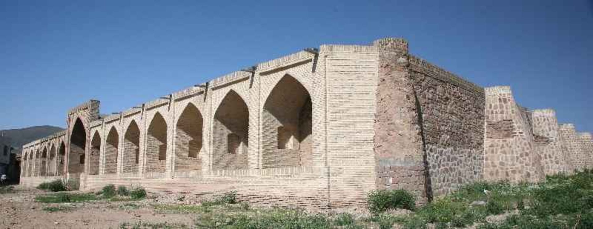 کاروانسرای شاه عباسی آوج، منبع: گوگل مپ، عکاس: رویا خلیلی