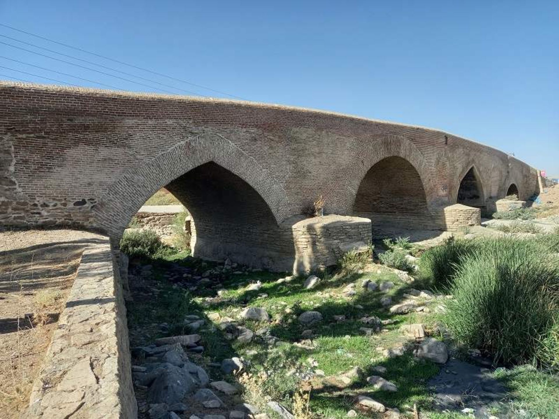 ل تاریخی آبشینه؛ منبع عکس: گوگل مپ؛ عکاس: محمود راضی