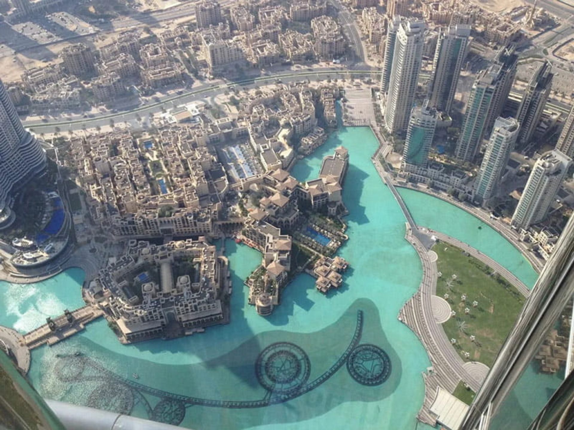 دبی مال؛ منبع عکس: Travel Expert Wiki، عکاس: نامشخص