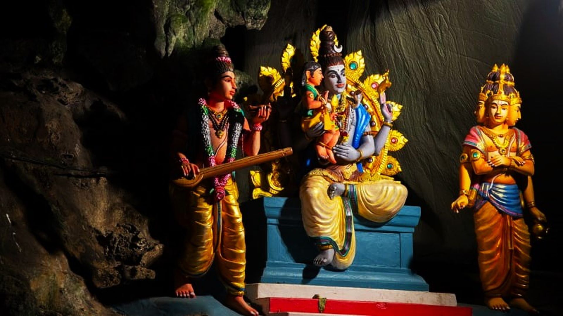 غار باتو، منبع: Expedia.co.in