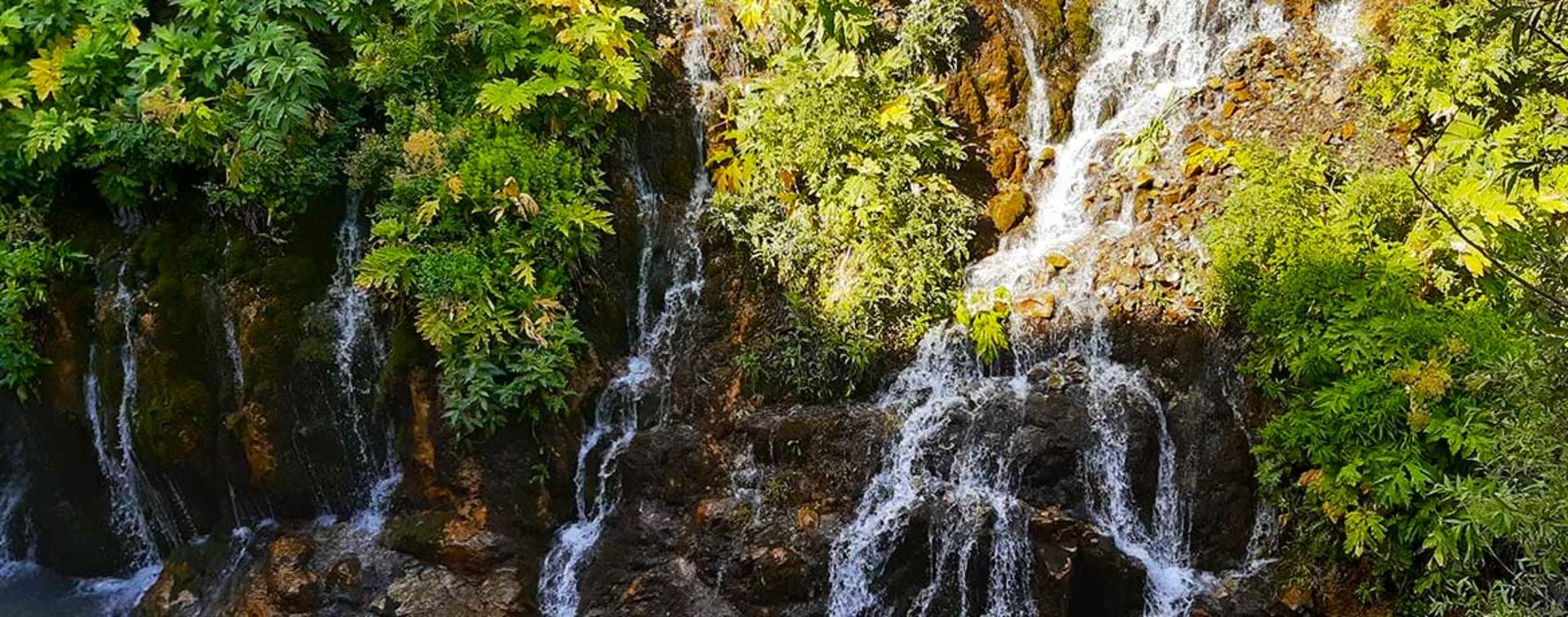آبشار هفت چشمه؛ منبع عکس: گوگل مپ؛ عکاس: رضا