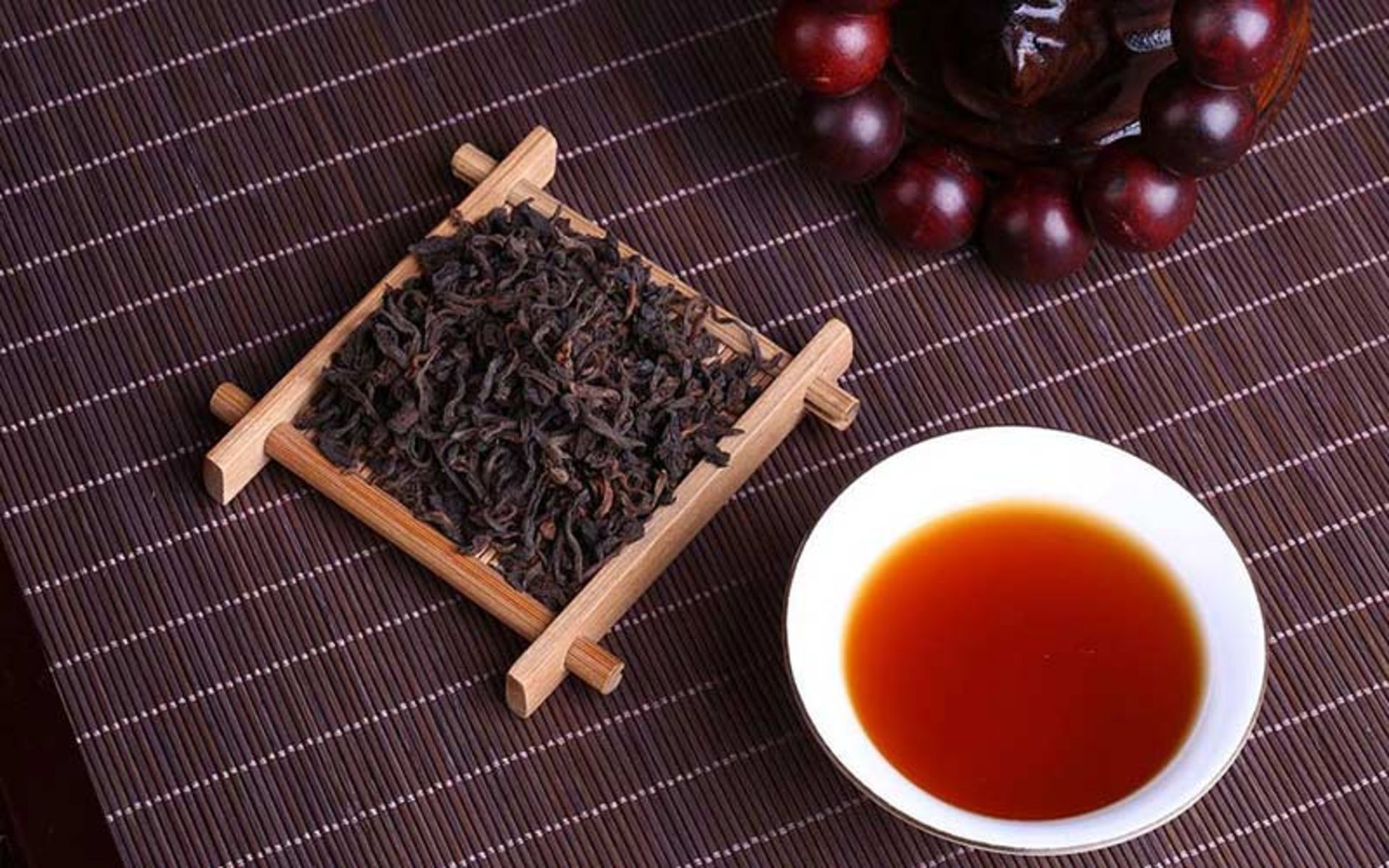 یک فنجان چای اصیل چینی