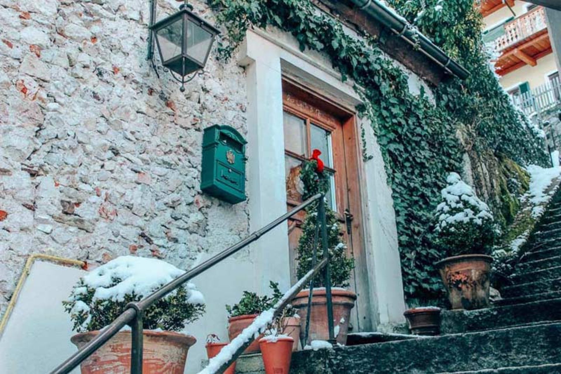 درب خانه‌ای در هال اشتات