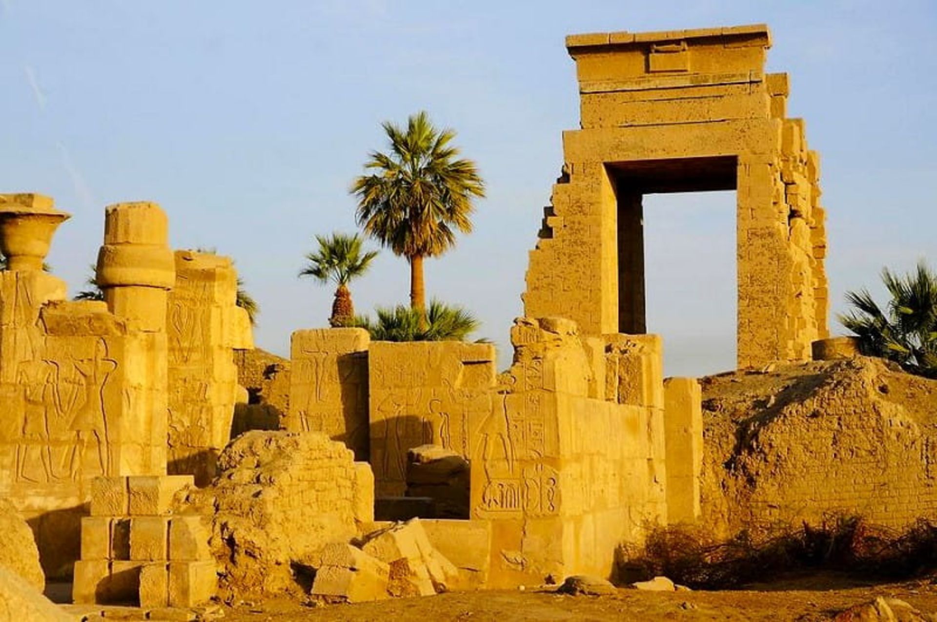 مجموعه معبدهای کرنک، منبع: global-geography.org