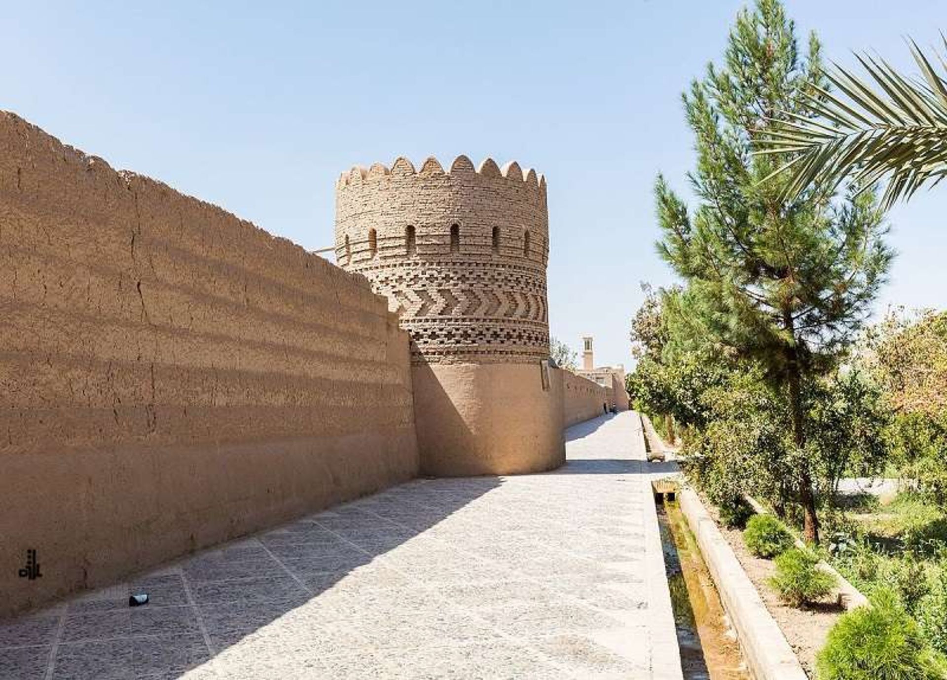نمای بیرونی باغ دولت آباد یزد؛ منبع عکس: گوگل مپ؛ عکاس: MeHRan Ho