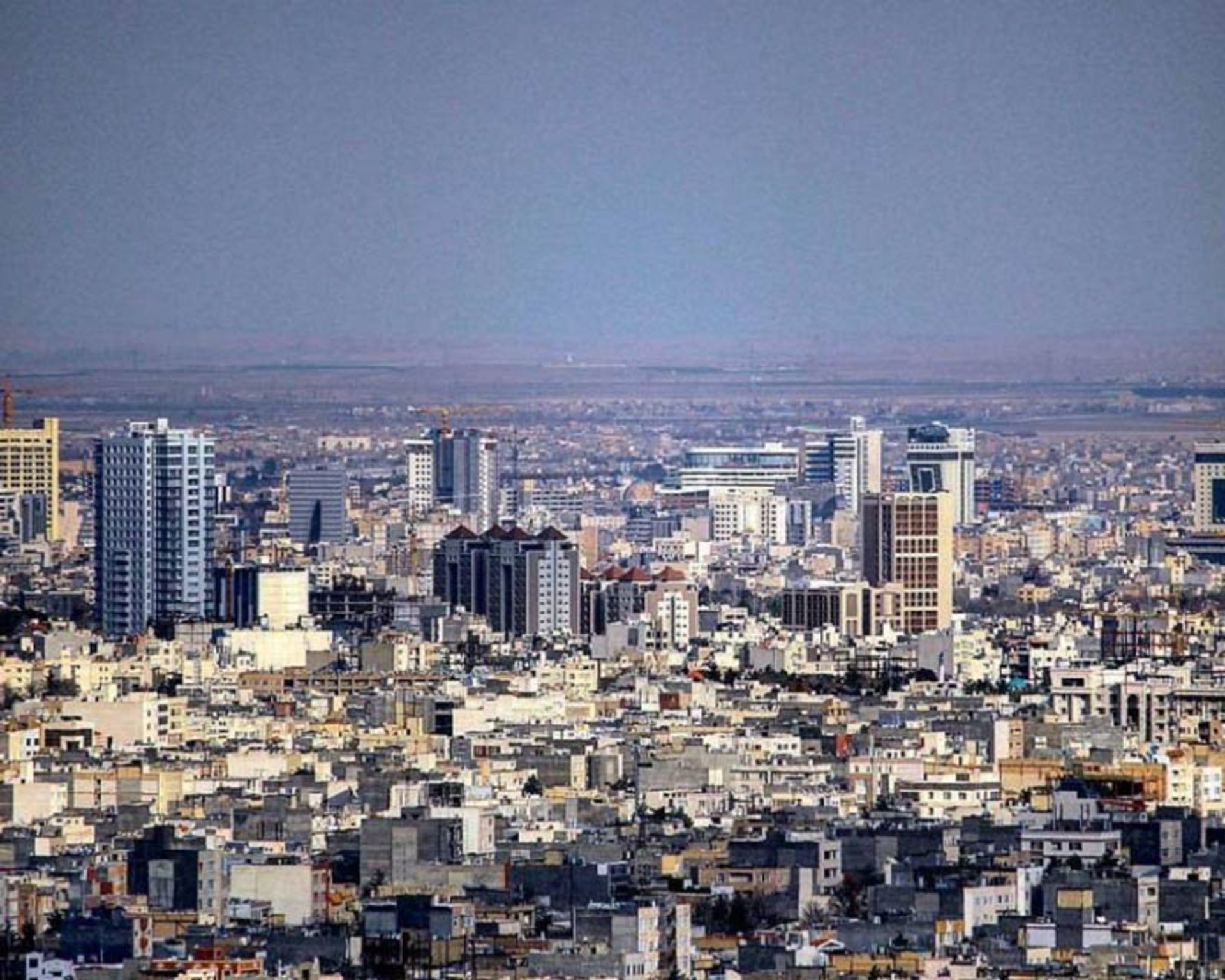 آشنایی با هتل های استخردار در مشهد
