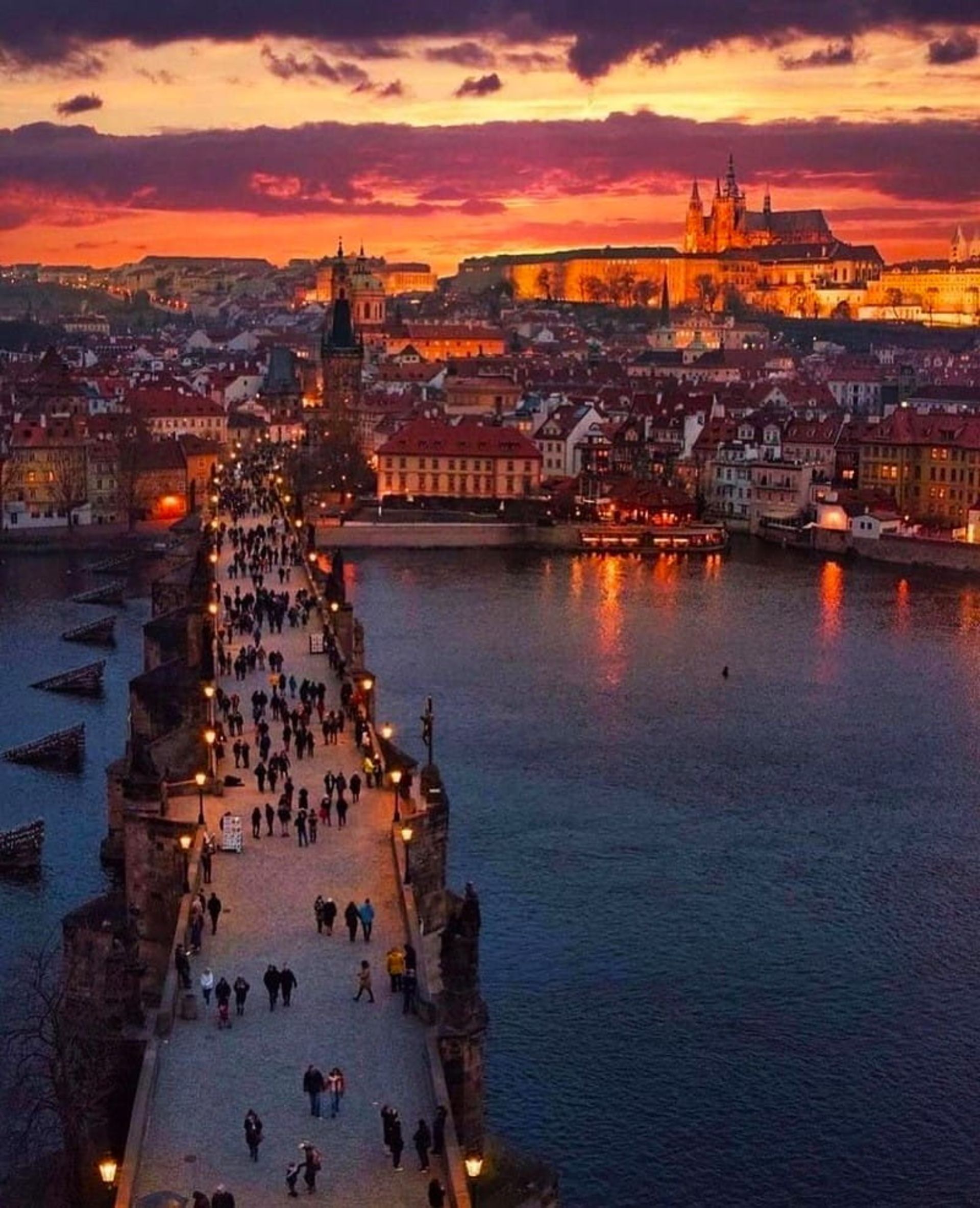 پل چارلز پراگ، منبع: صفحه اینستاگرام praguetravelers