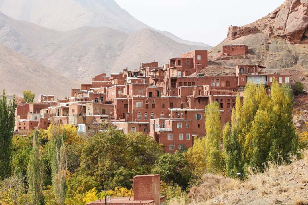 خانه های پلکانی روستای ابیانه