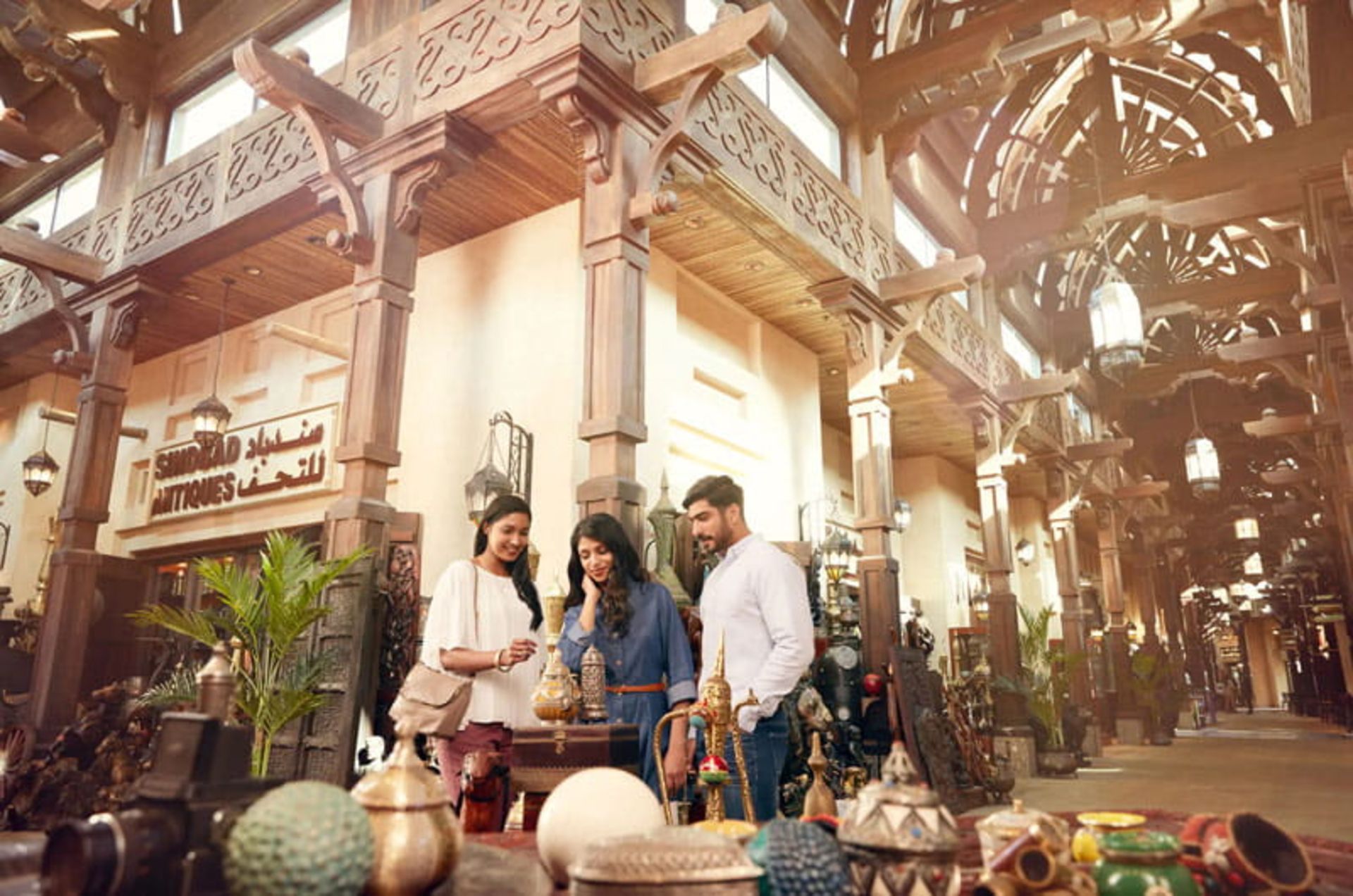 راسته بازار مدینه جمیرا دبی؛ منبع عکس: Visit Dubai، عکاس: نامشخص