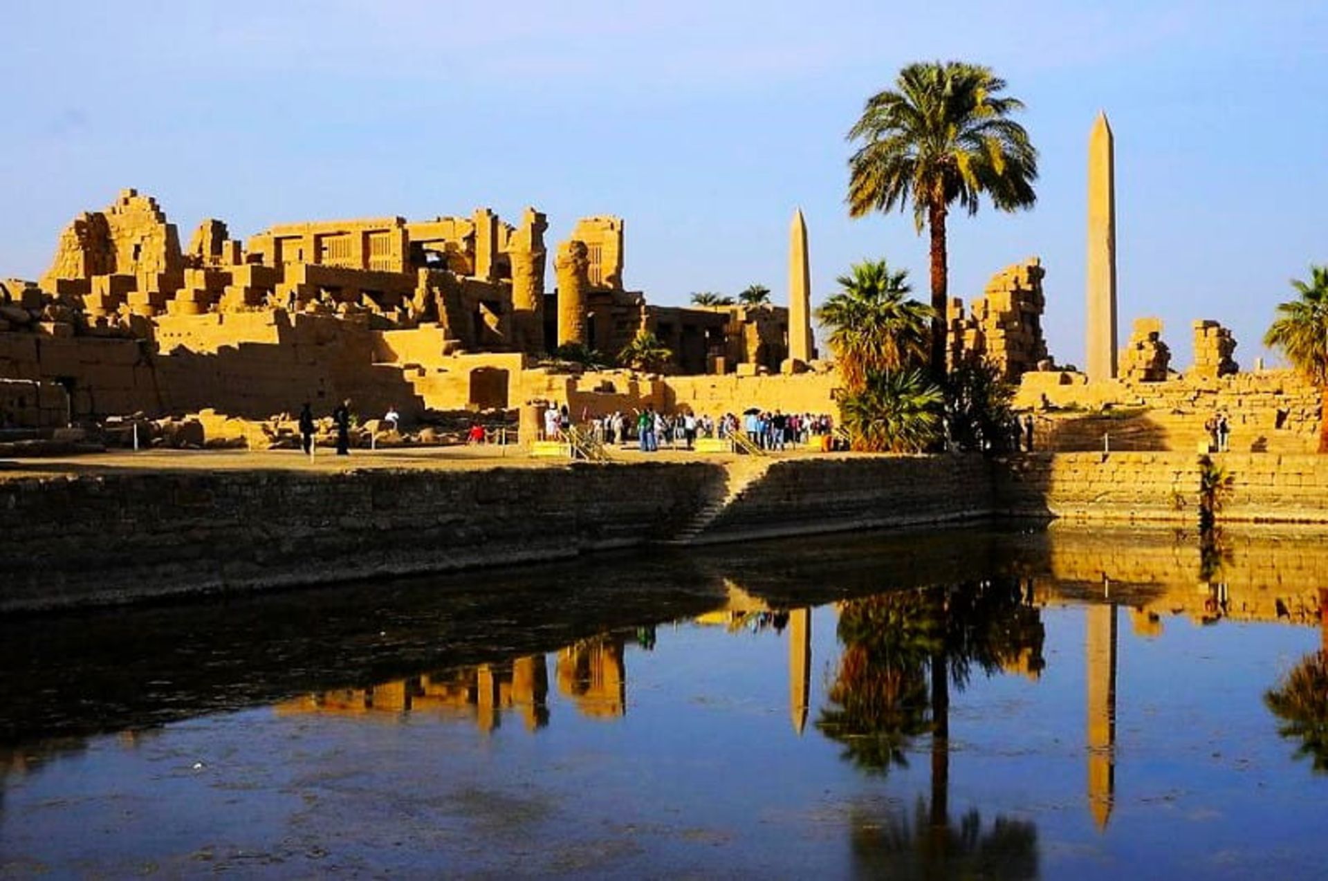 مجموعه معبدهای کرنک، منبع: global-geography.org