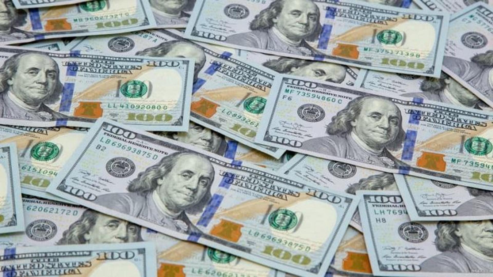 تصویر دلار؛ منبع عکس: وب‌سایت cnbc.com؛ عکاس: نامشخص 