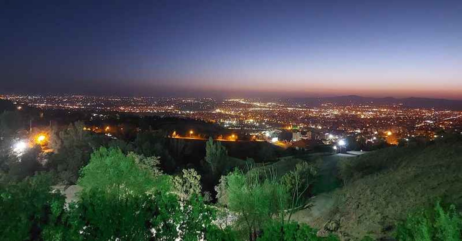 بام همدان؛ منبع عکس: گوگل مپ: عکاس: احمد سایه