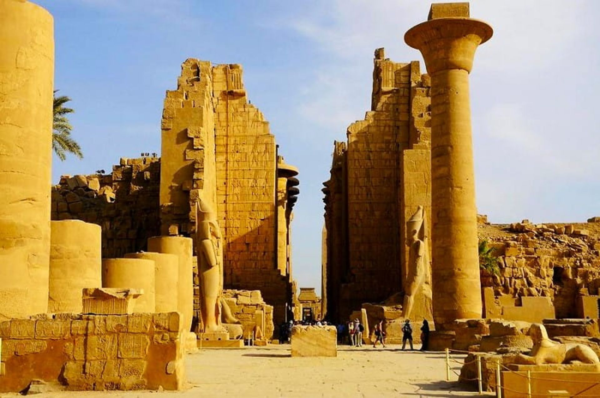 مجموعه معبدهای کرنک، منبع: global-geography.org