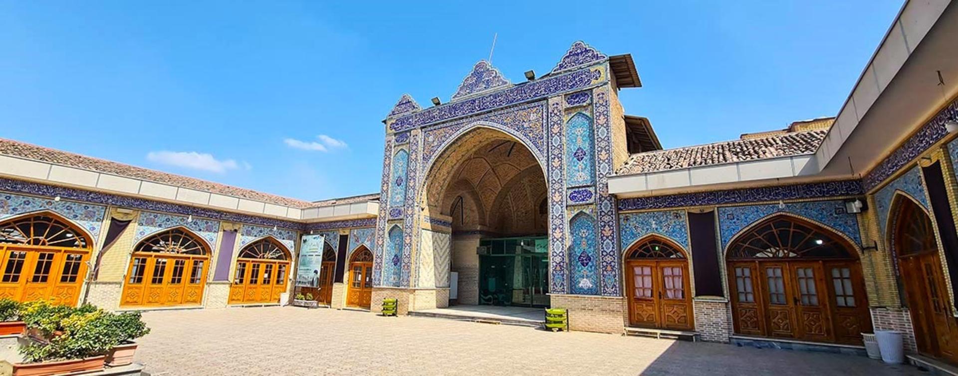 مسجد جامع گرگان؛ منبع عکس: گوگل مپ؛ عکاس: علی حاج محمد حسینی