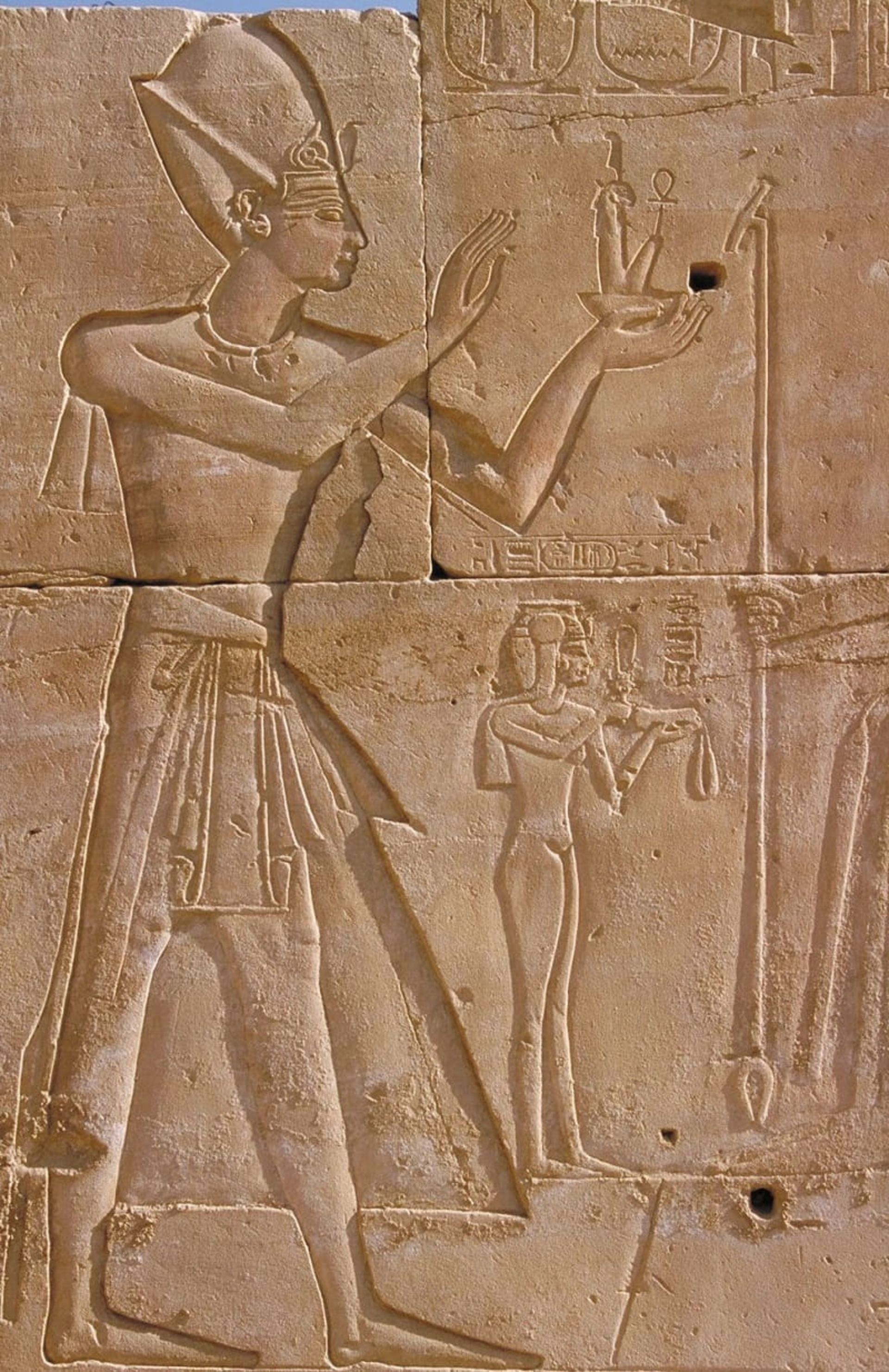 معبد کرنک، منبع: britannica.com