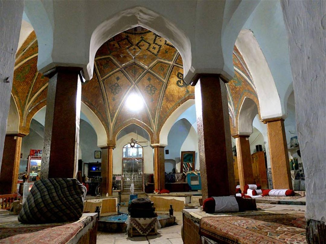 رستوران حمام خان کاشان