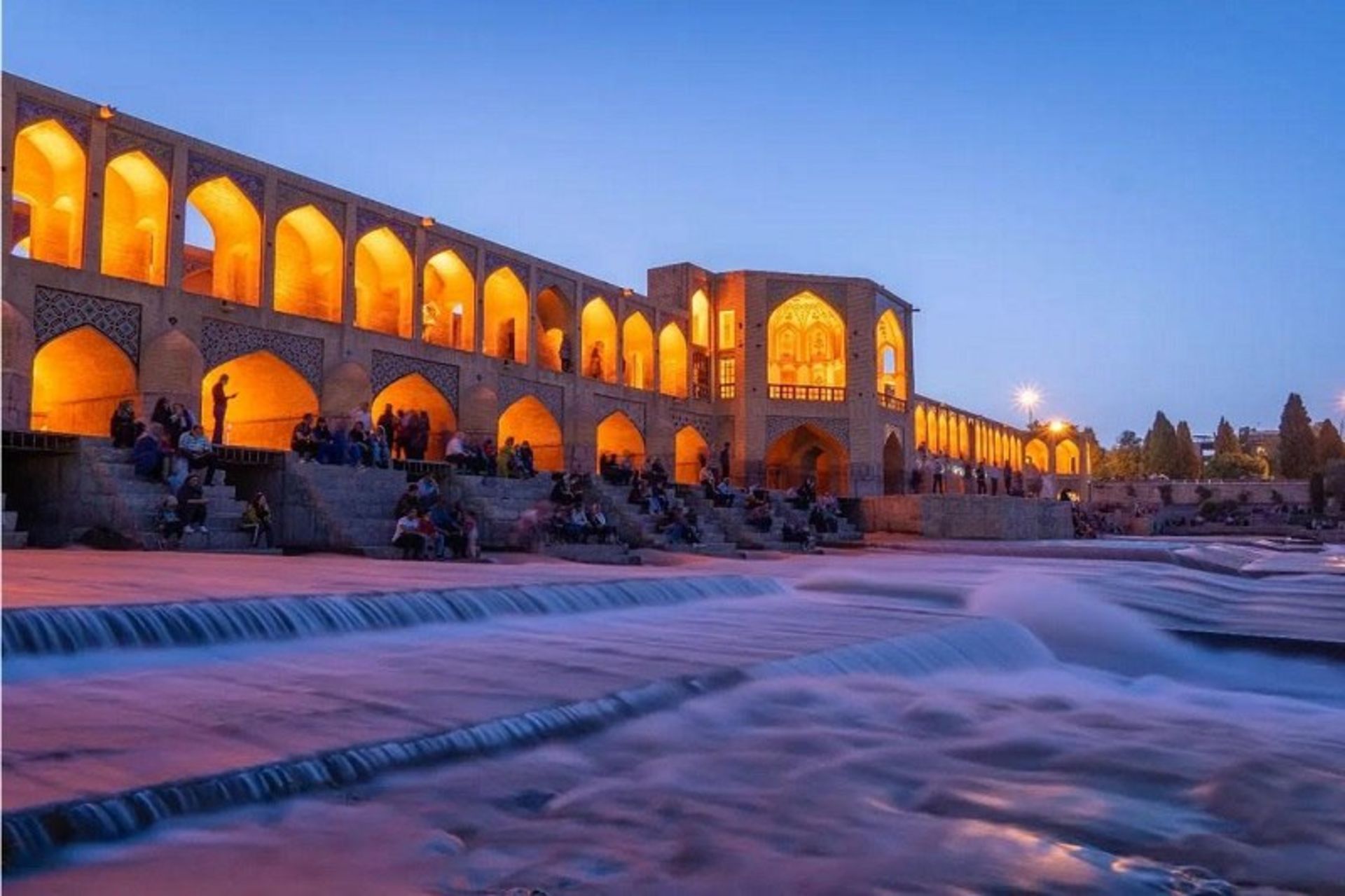 زاینده رود؛ منبع عکس: اینستاگرام؛ عکاس: M.Hosseinrahimi 