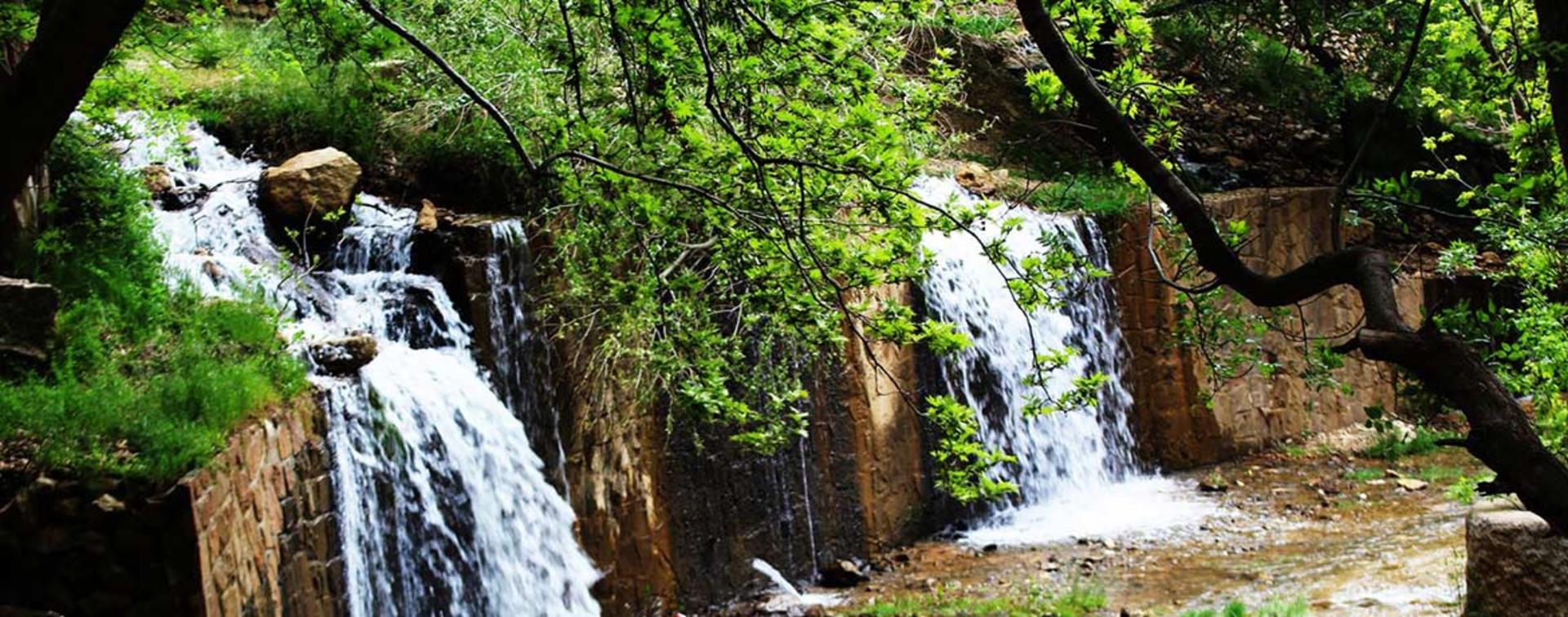 آبشار یاسوج؛ منبع عکس: گوگل مپ؛ عکاس: Leila R