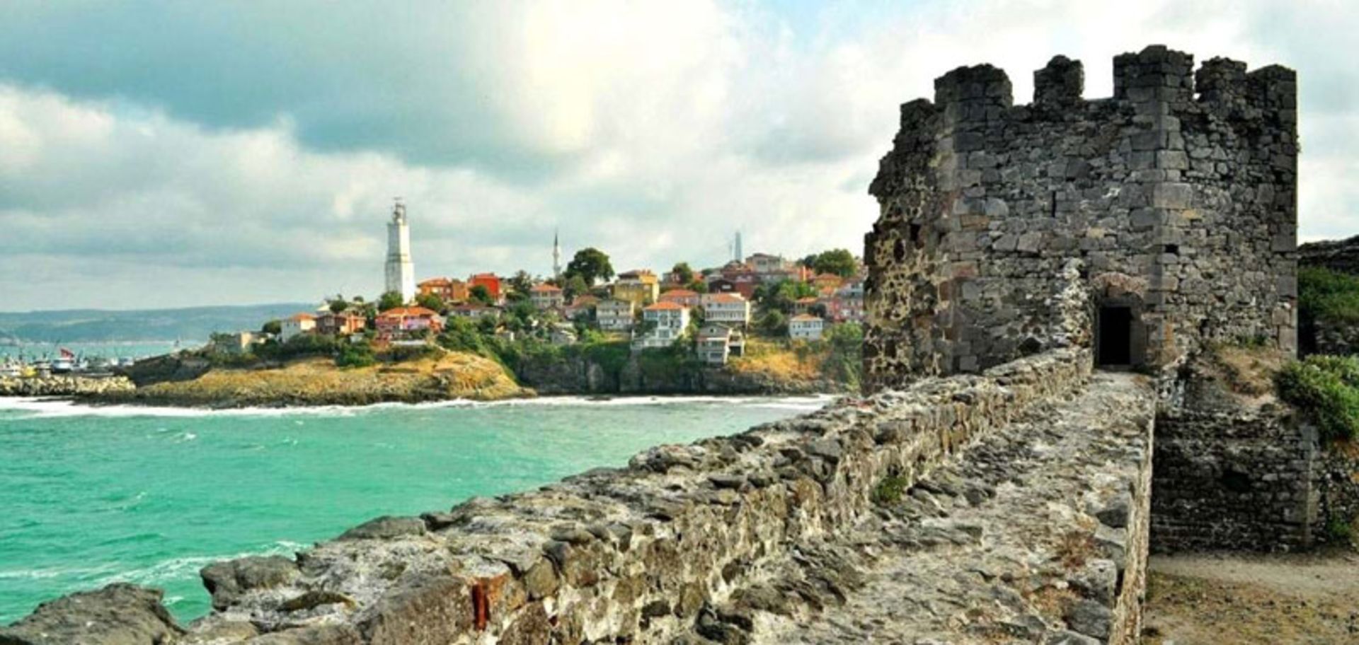 قلعه جنوایی کیلیوس؛ منبع عکس: Turkey Holidays، عکاس: نامشخص