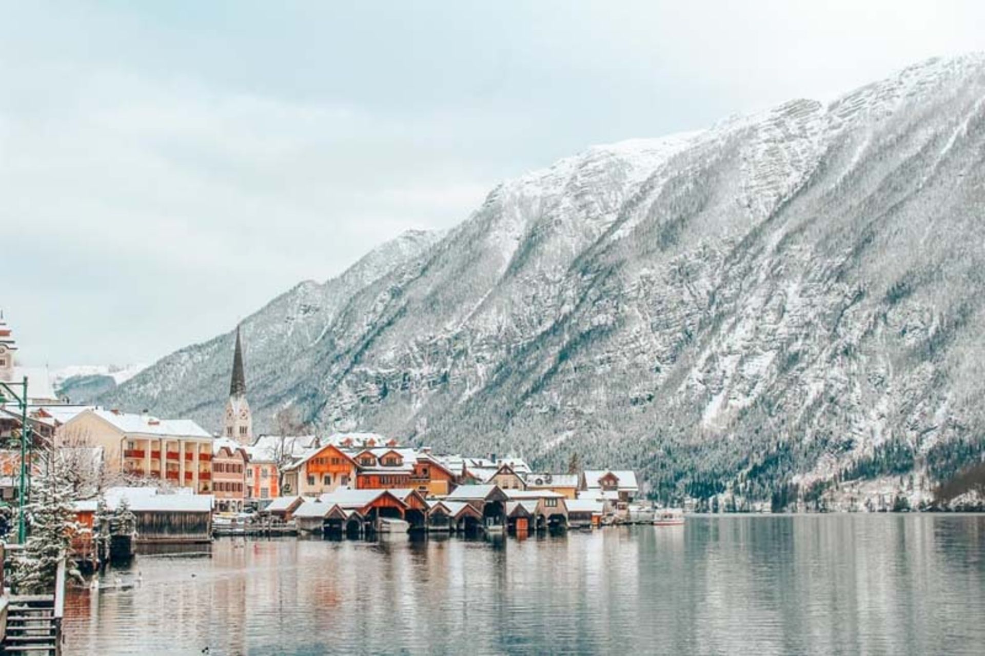 رودخانه هال اشتات در زمستان