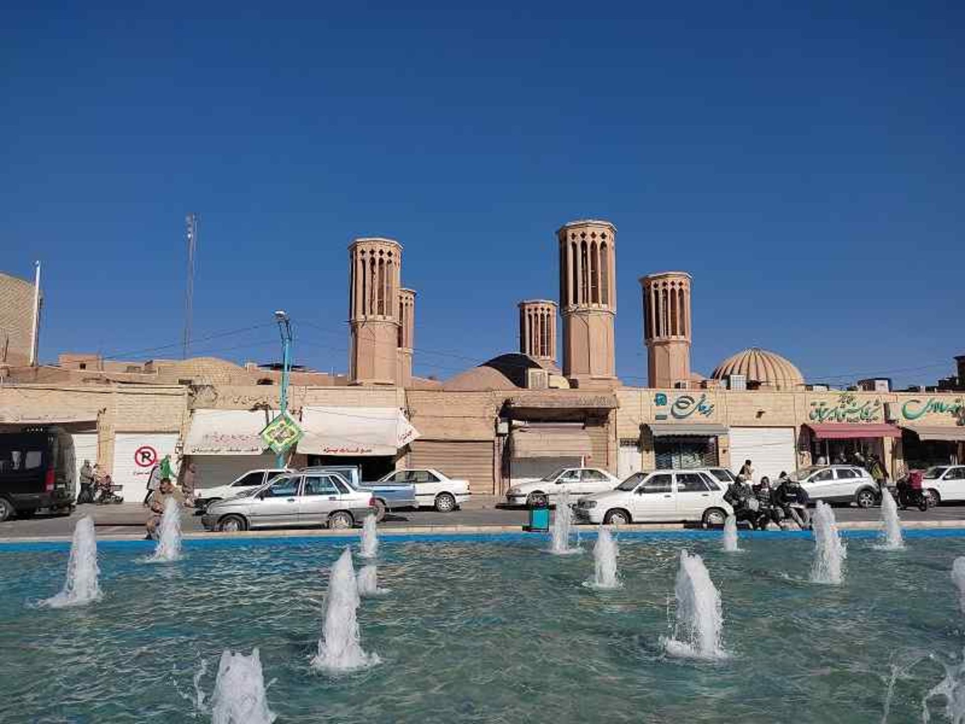 مجموعه تاریخی امیر چخماق؛ منبع عکس: گوگل مپ؛ عکاس: امیر کامرانفر