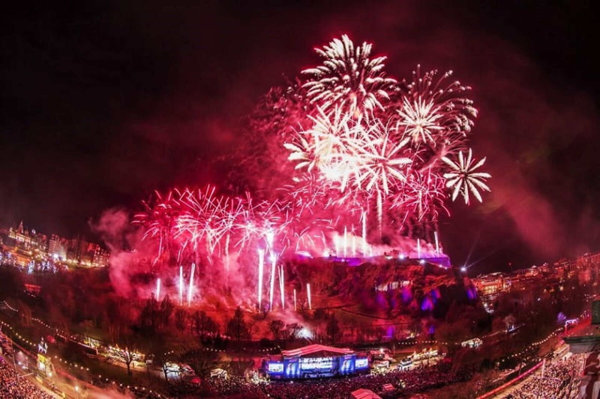 فستیوال هاگمانی، منبع: edinburghfestivalcity.com