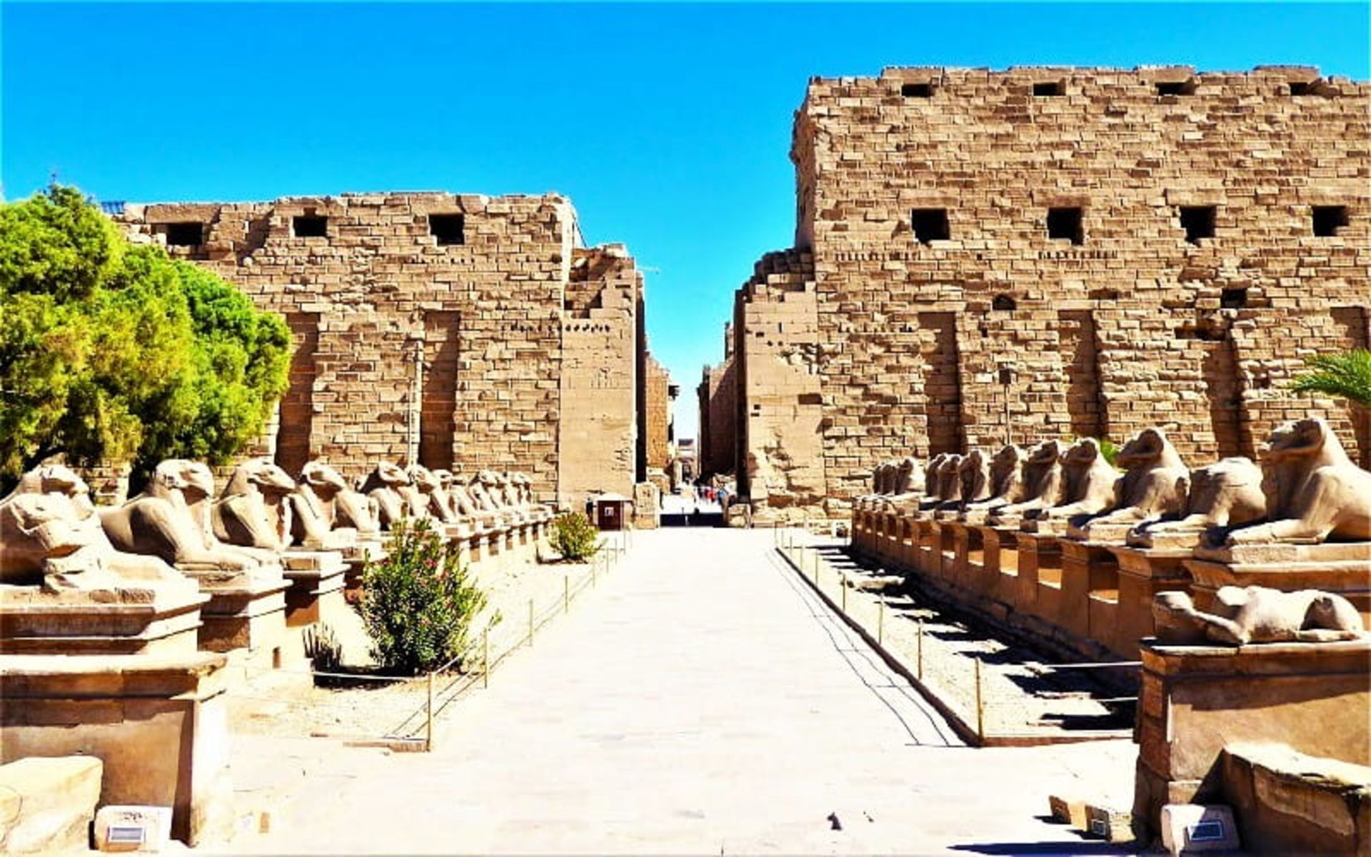 معبد کرنک، منبع: batnomad.com