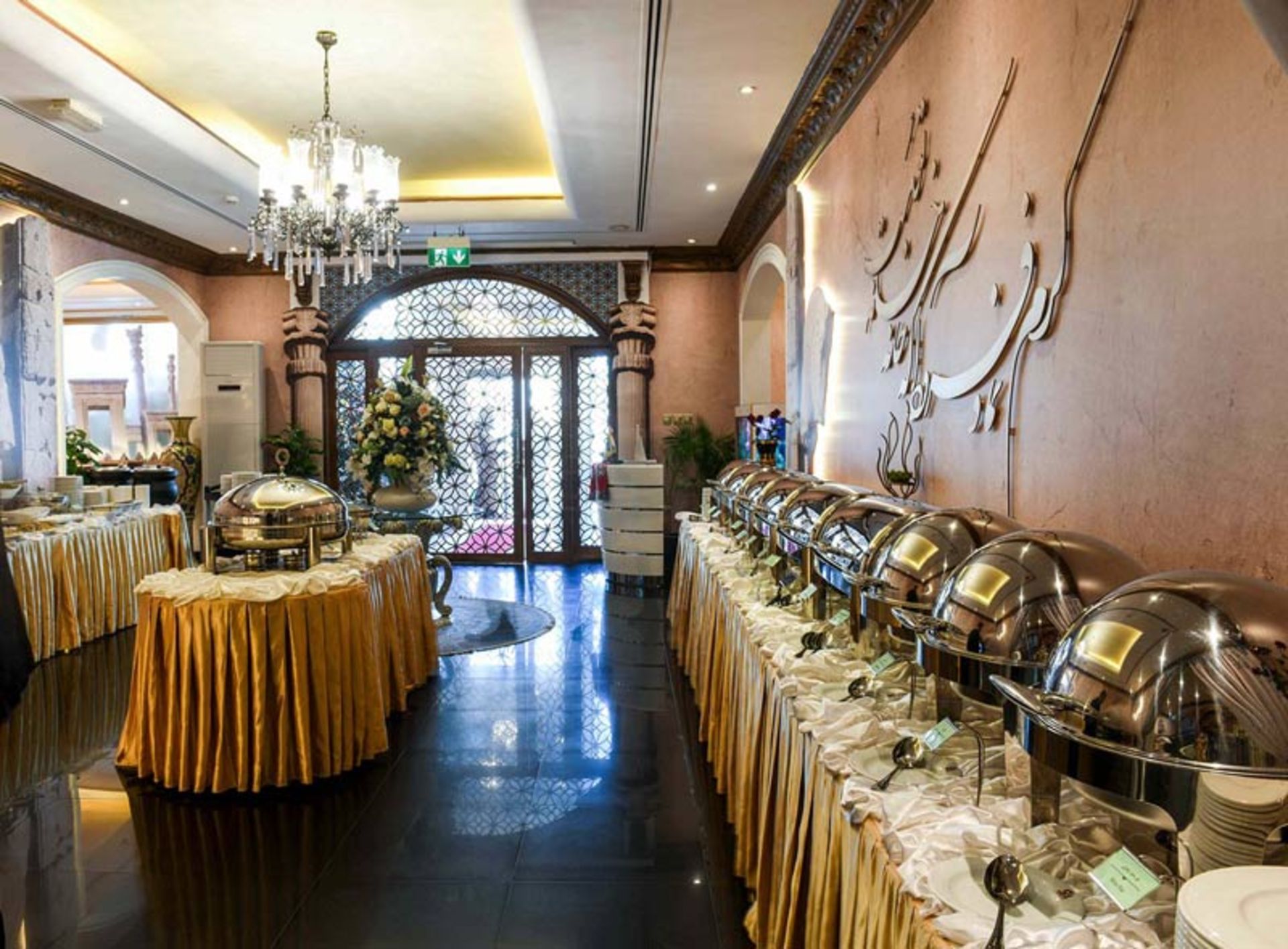 بخش سلف سرویس رستوران گرند آبشار دبی؛ منبع عکس: Tripadvisor، عکاس: Reza